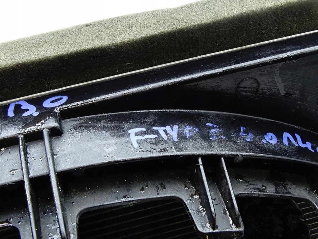 Комплект радіатор радіатор вентилятор jaguar f-type 3.0 v6 x152 14r Зі Шроту