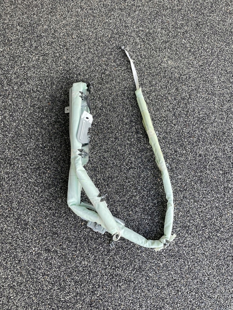 фото №1, Шторка безпеки права range rover discovery l550