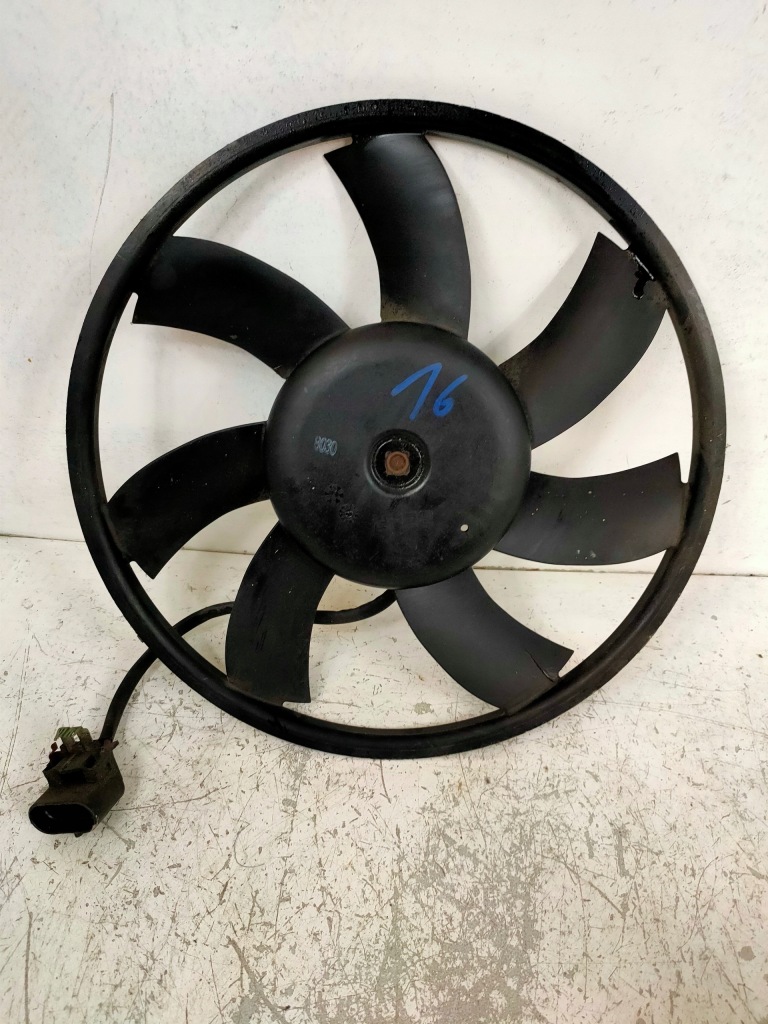 Купить Вентилятор радиатора insignia a p3612004