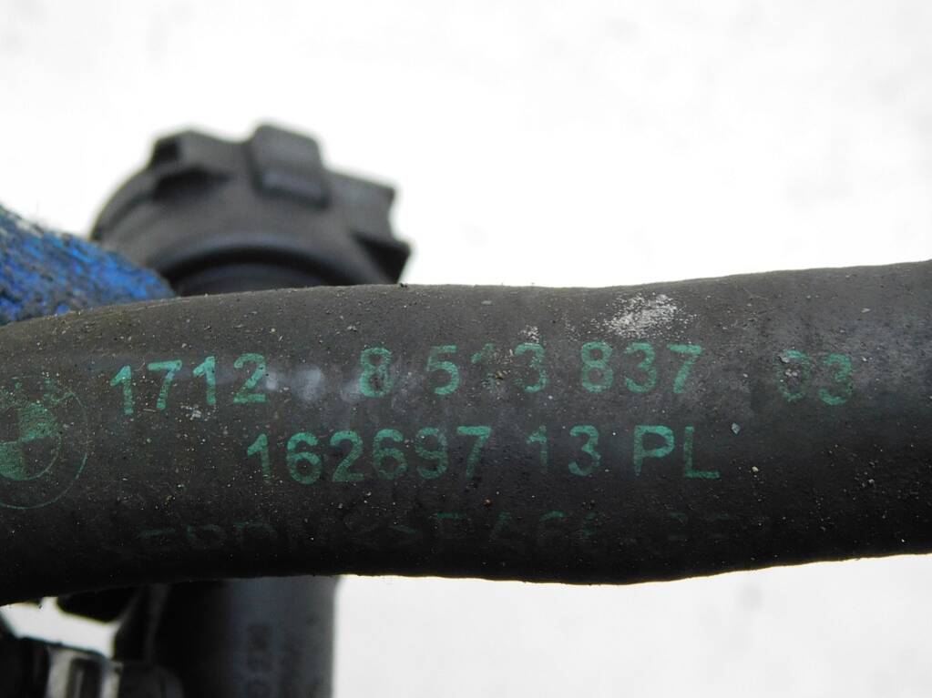 Bmw x5 f15 x6 f16 m50d 3.0 15r труба шланг водяний 8513837 Доставка