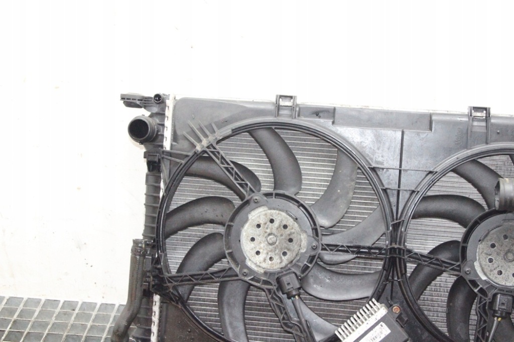 Комплект радіатор audi a7 sportback 4ga, 4gf 8k0121251h 3.0l дизель 150kw Київ