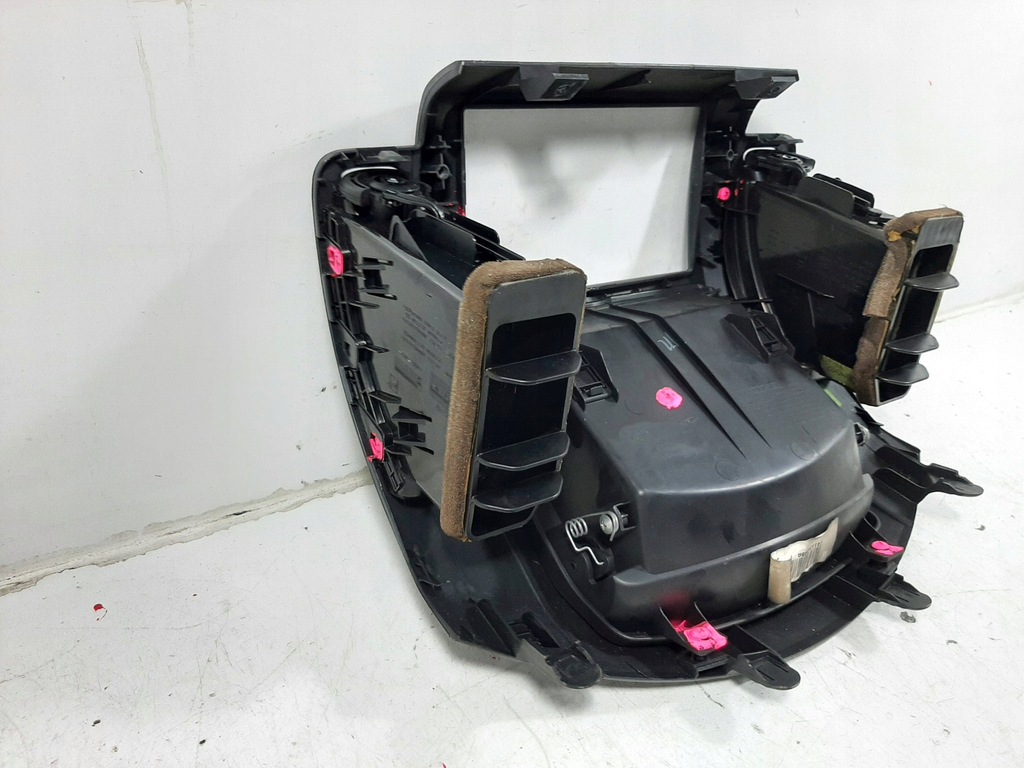 фото №10, Nissan note e11 07r консоль середня бардачок ґрати обдув 682609u000