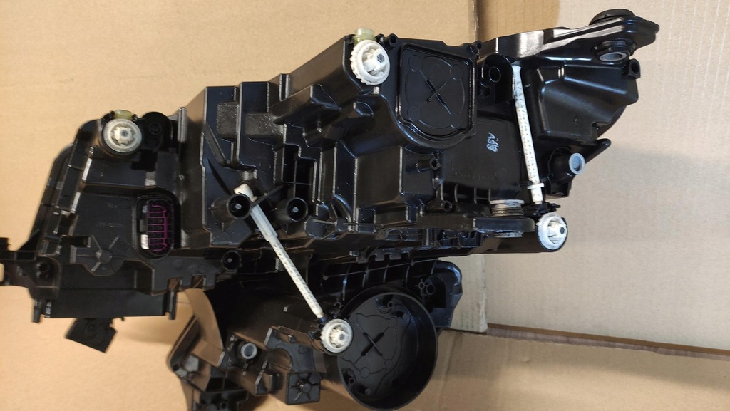 фото №13, Skoda kodiaq лампа правая перед full led 566941016e