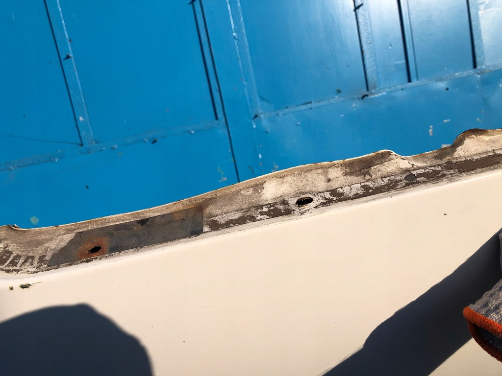 фото №10, Mercedes w123 coupe c123 капот кришка двигуна