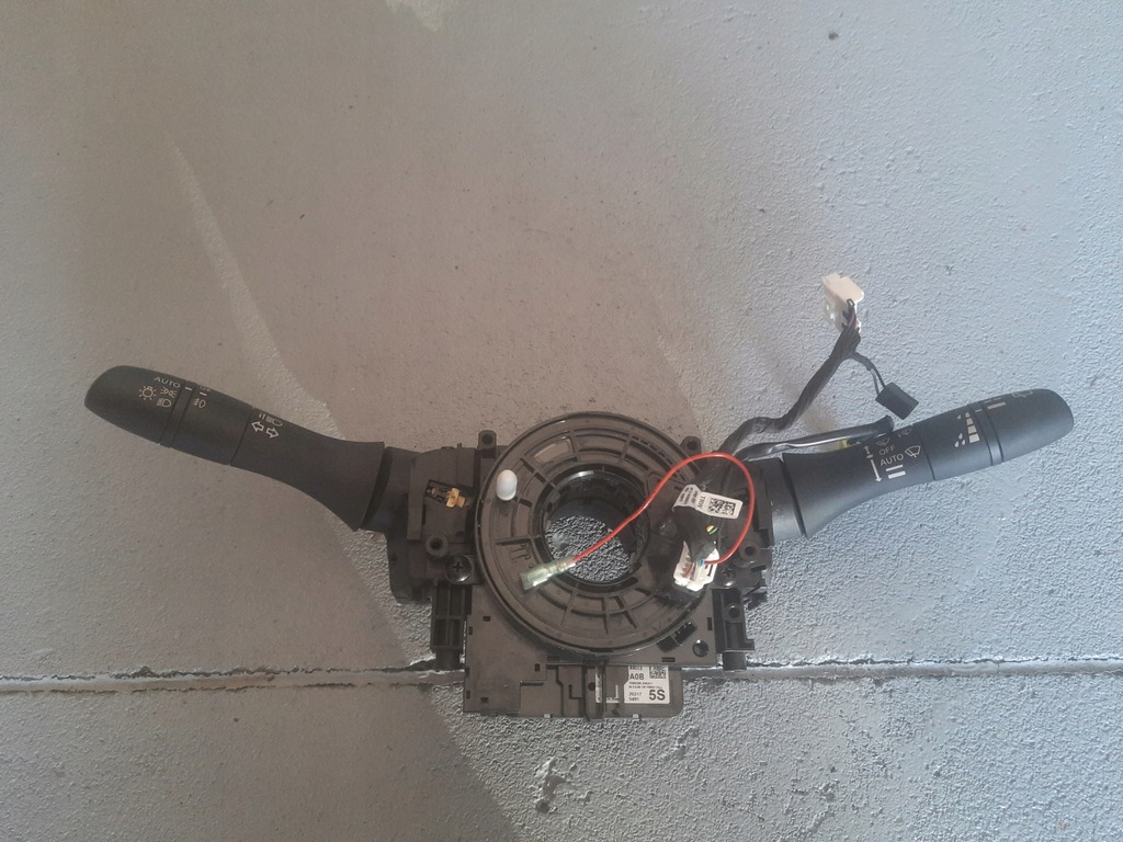 фото №1, Переключатель комбинированный лента nissan juke ii f16