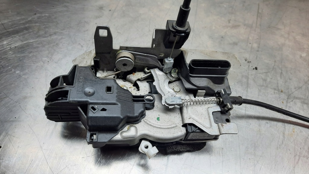 фото №3, Замок двері лівий перед 31349894 volvo xc90 ii