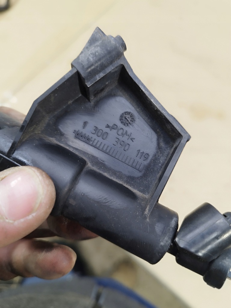 Омыватель лампы левый + правый перед volvo c30 30661085 в Украине