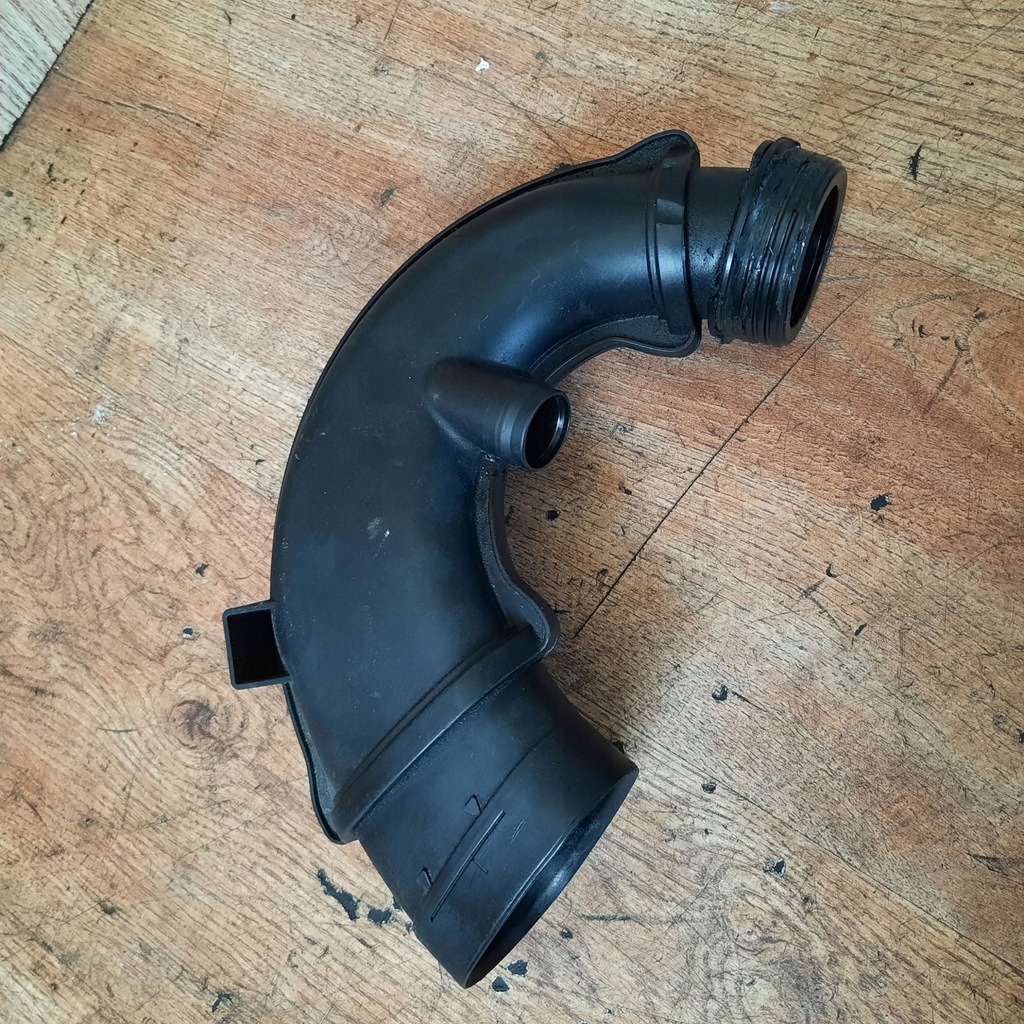 фото №1, F02 bmw 7 f01 воздухозаборник воздуха труба 7577452