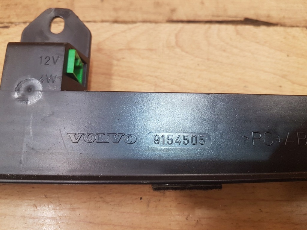 фото №3, Свет стоп третий крышки volvo v70 ii kombi