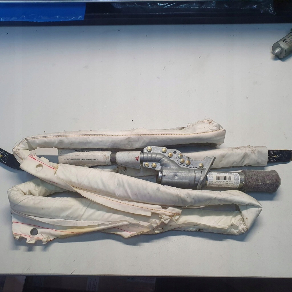 фото №1, Bmw 7 e65 шторка безпеки права