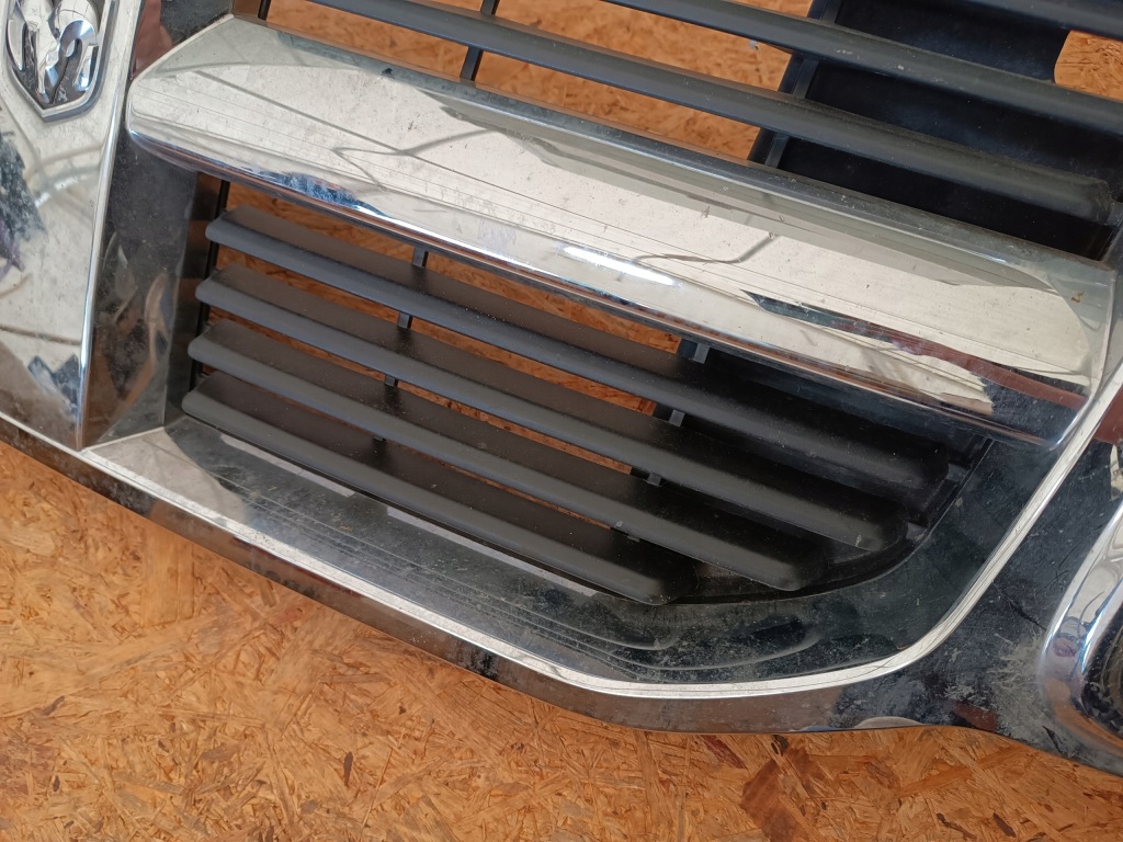 Решітка решітка  бампера перед решітка радіатора 5kh12trmae dodge nitro 07-11 Київ