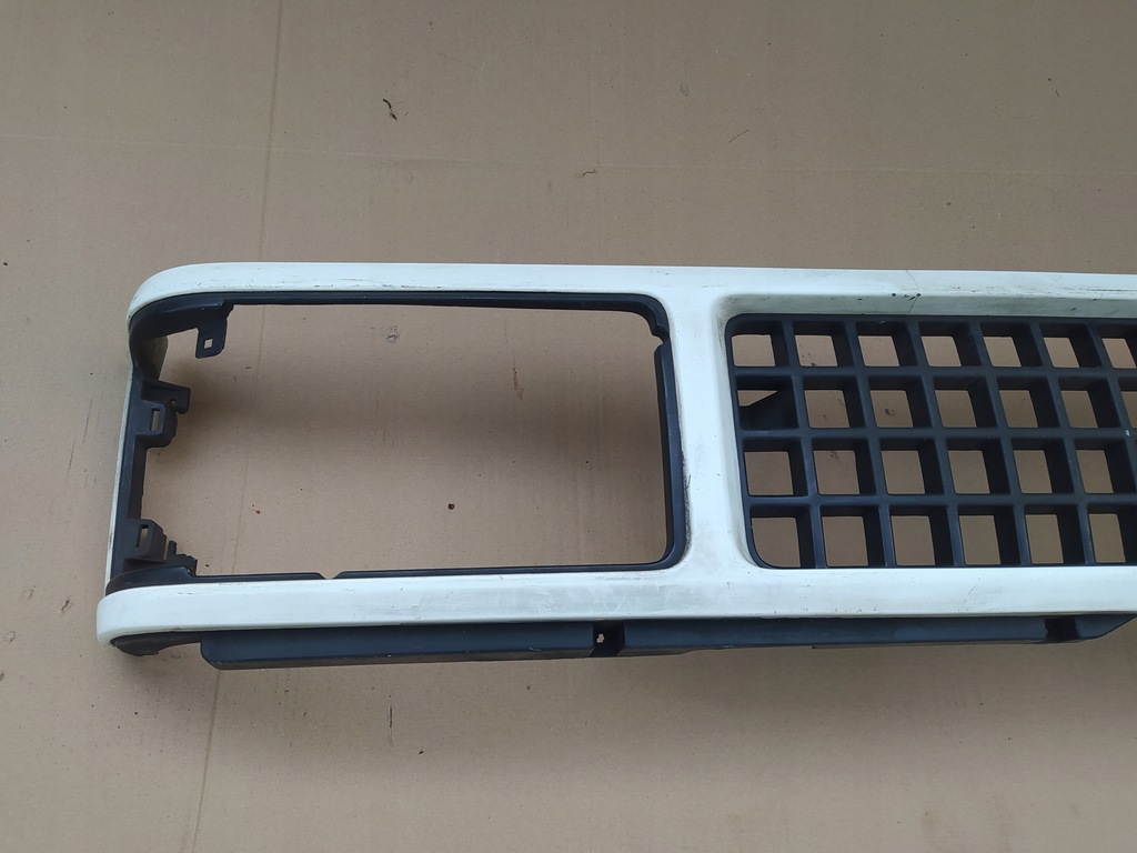 фото №3, Isuzu trooper 82-91 решётка радиатора заглушка