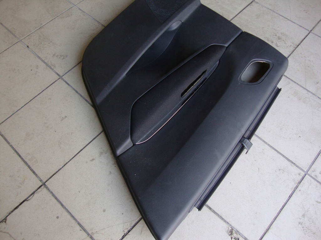 фото №6, Оббивка обшивка двері правий задня peugeot 5008 i