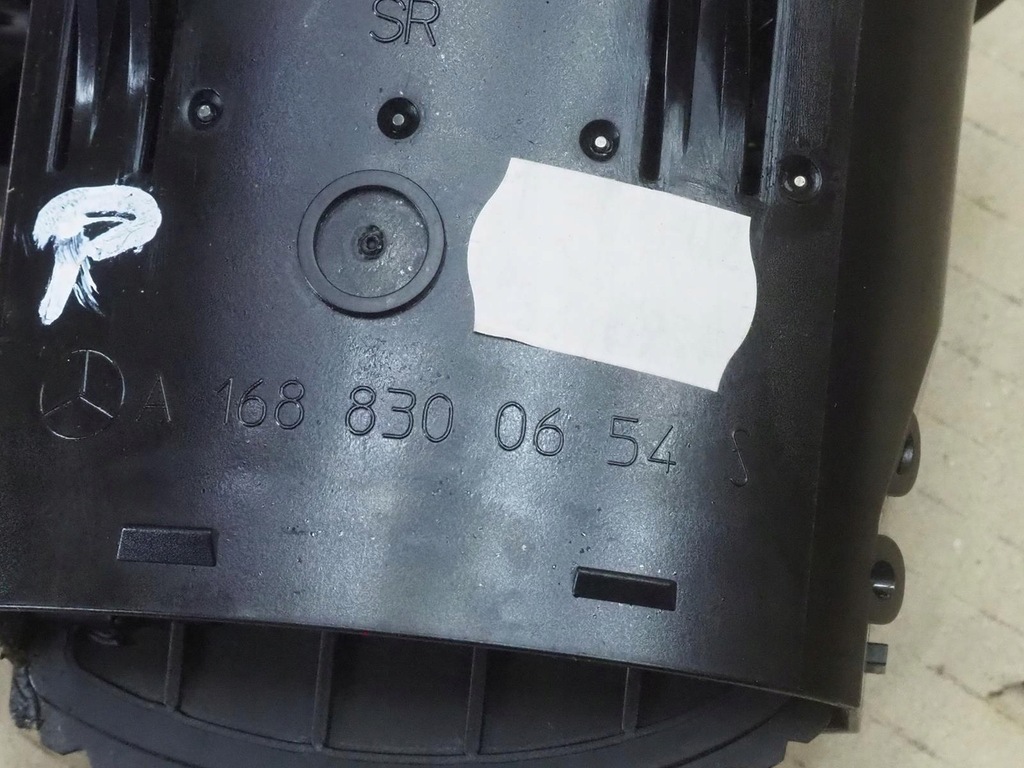 фото №10, Решётка обдув mercedes w168 a1688300654 правая пассажира