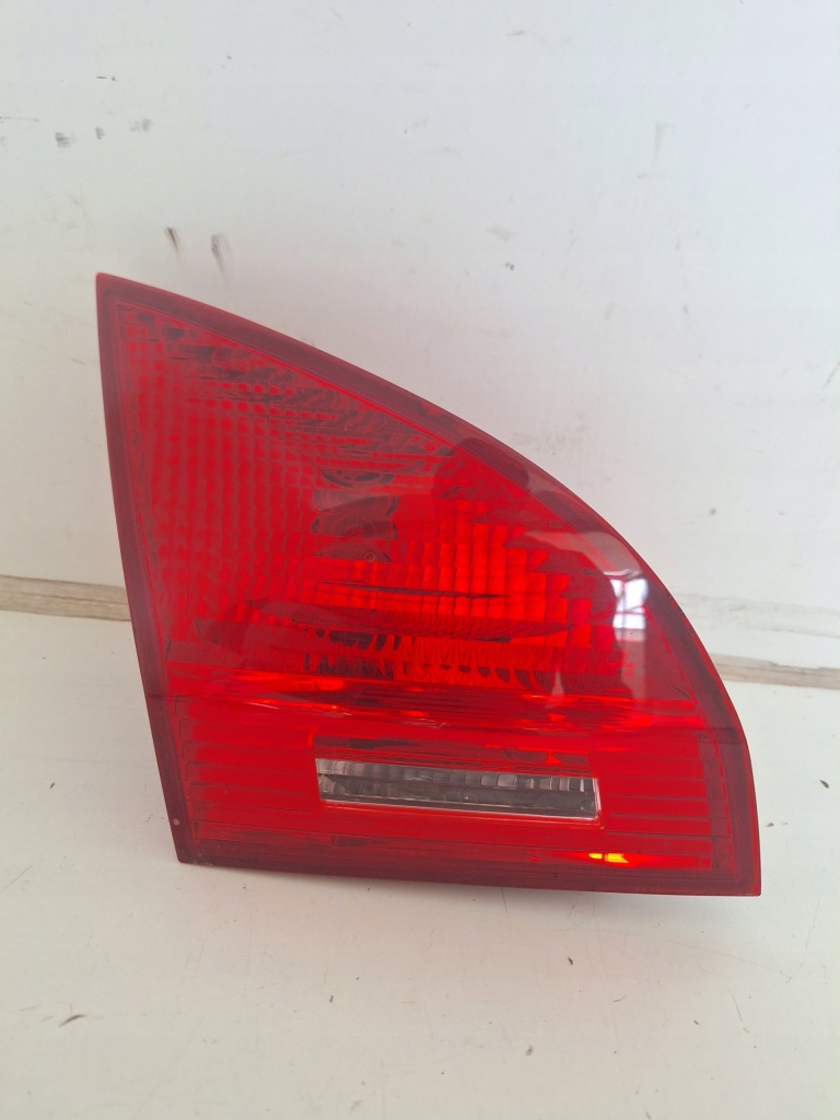 фото №1, Kia venga лампа задняя задняя левая w крышка 92405-1p000 оригинальный номер