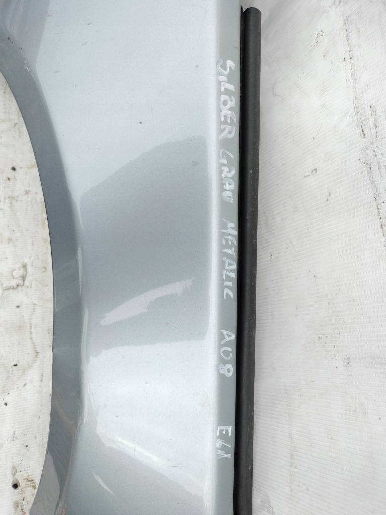 Купить Bmw e60 e61 крыло  правый  silbergrau металлик a08