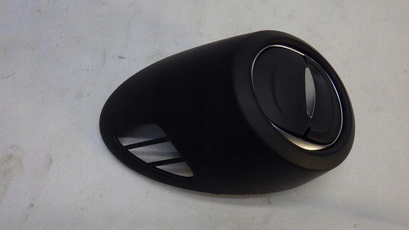 фото №2, Решітка обдув ліва renault zoe ii 687636641r