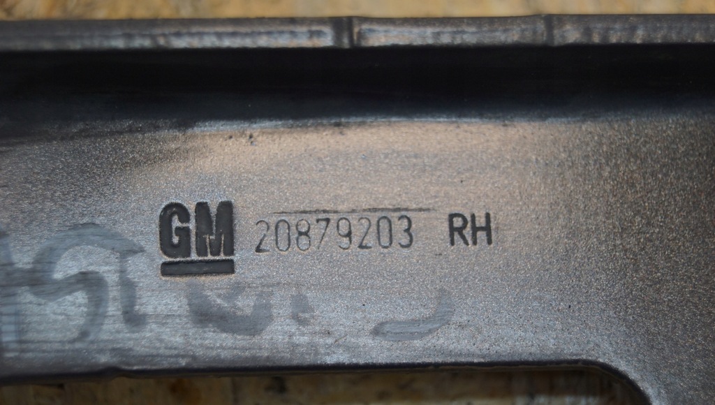 фото №7, Opel astra j iv петля капот правый 20879203