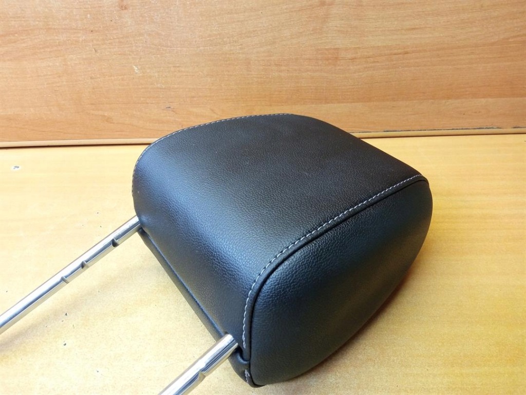 фото №3, Підголівник правий пасажира шкіра ford ecosport