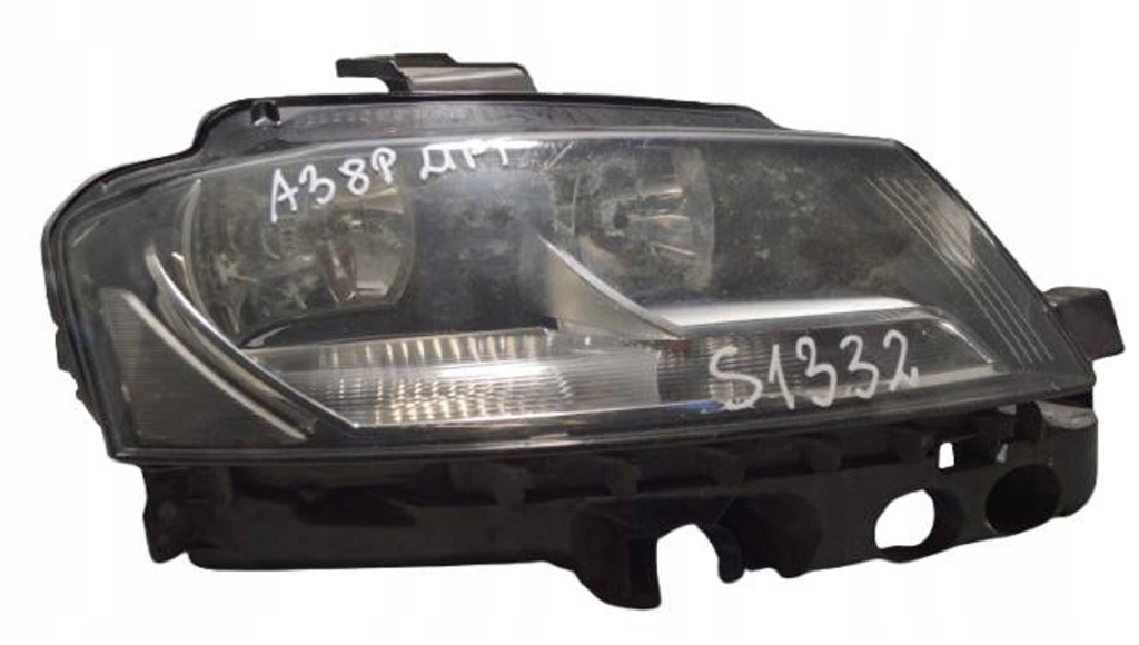 фото №1, Лампа правий перед audi a3 8p lift 08- s1332