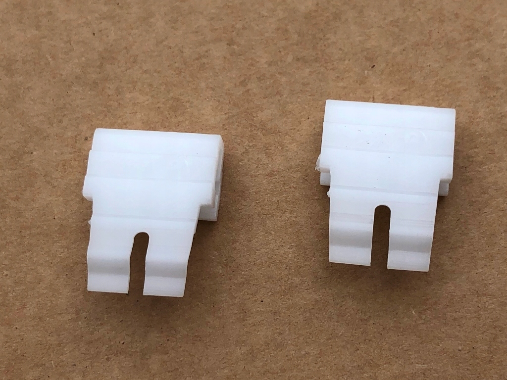 фото №11, Шторка солнцезащитная панорамы black чёрный do toyota camry avalon 2018