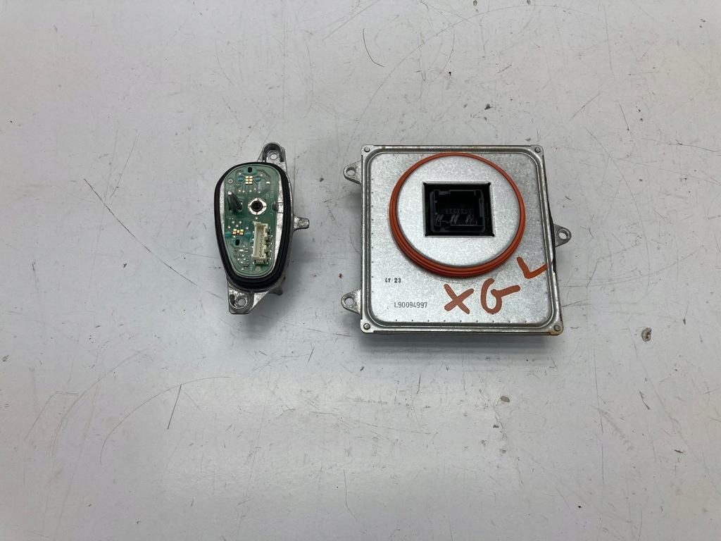 фото №1, Daf xg przeetwornica модуль лампы 1st180378