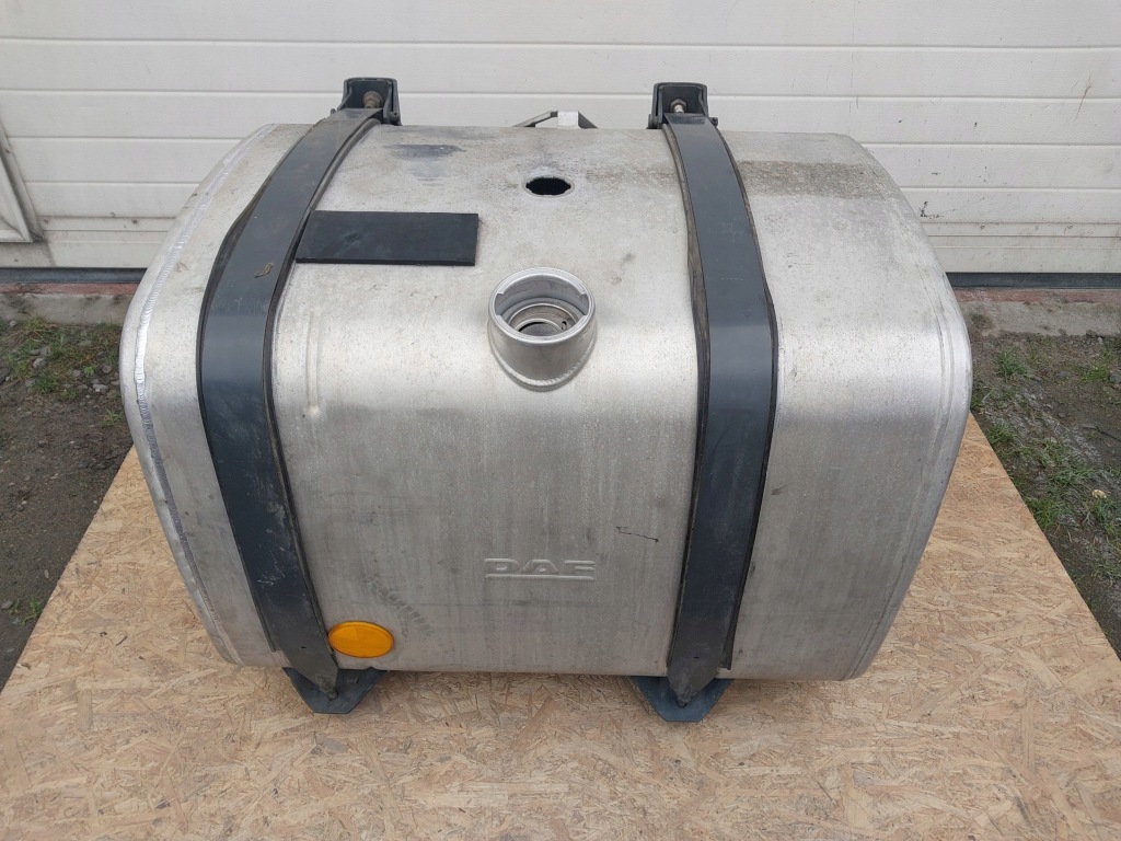 фото №1, Daf оригінальний номер 1797438 бак пального