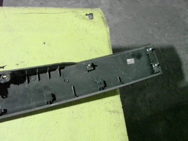 фото №7, Накладка carens iii 2.0 crdi 9h 87311-1d000