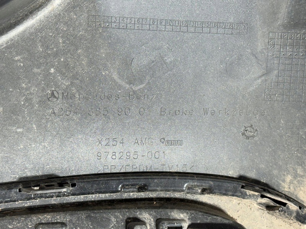 фото №13, Mercedes glc a254 w254 x254 254 amg бампер задняя задний + dół полный хороший