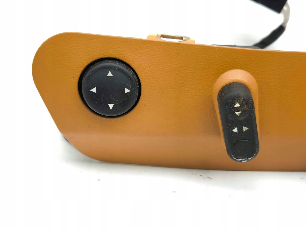 фото №8, Maserati quattroporte 2008 правая сторона кнопки управление сиденье