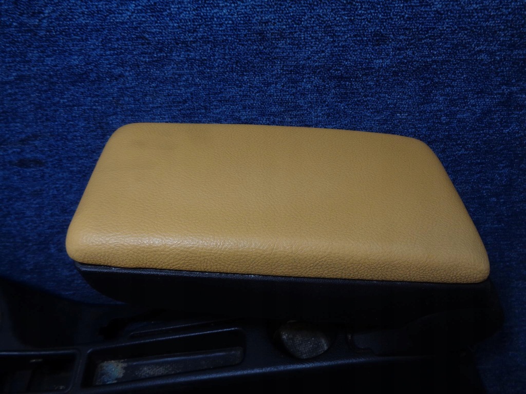 фото №9, Подлокотник туннель alfa romeo gt 2003-2010r. кожа оранжевый