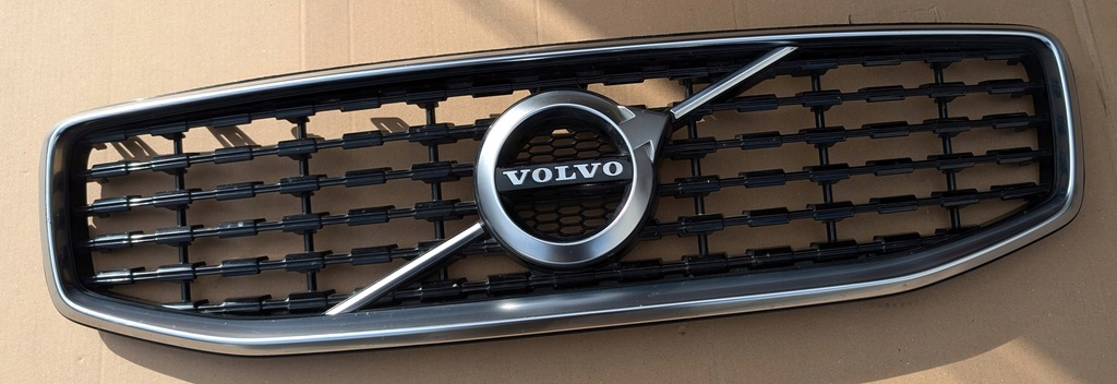 фото №1, Volvo v60 s60 iii r design решітка радіатора решітка радіатора 32132220