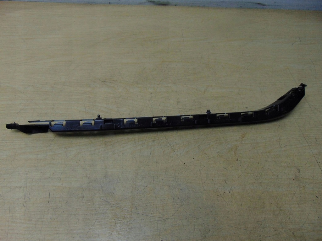 фото №1, Напрямна бампера кронштейн задня mercedes w212