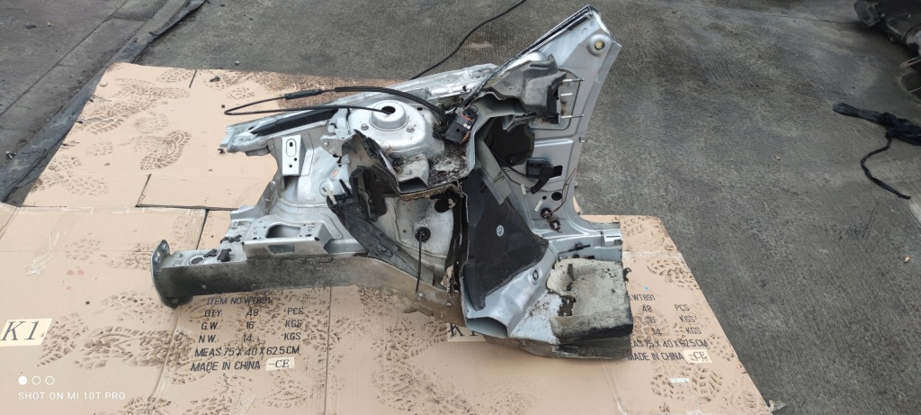 фото №3, Чверть лонжерон підкрилок правий перед a3 8p lift