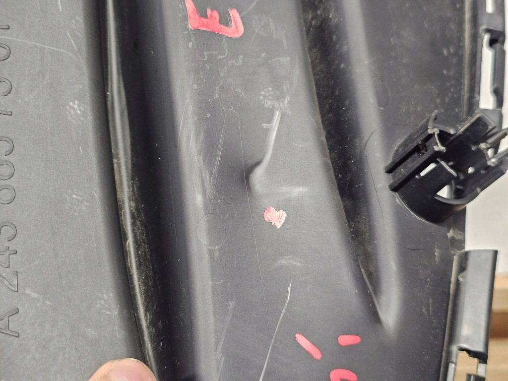 фото №13, Mercedes eqb amg решітка бампера передній перед права a2438857301