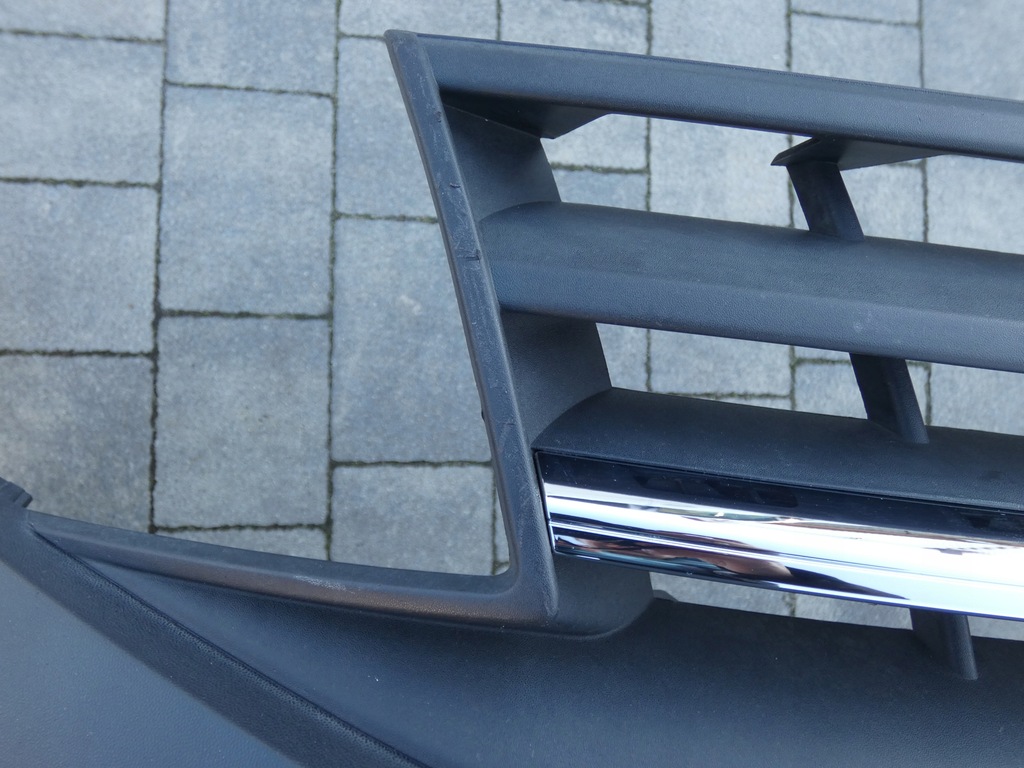 фото №11, Бампер, решітка права volkswagen caddy 2k5