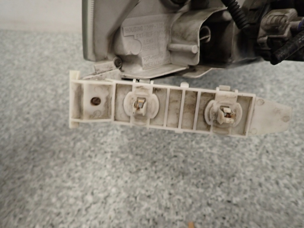 фото №15, Suzuki grand vitara ii 05- 3 двері лампа передня фара лівий europa