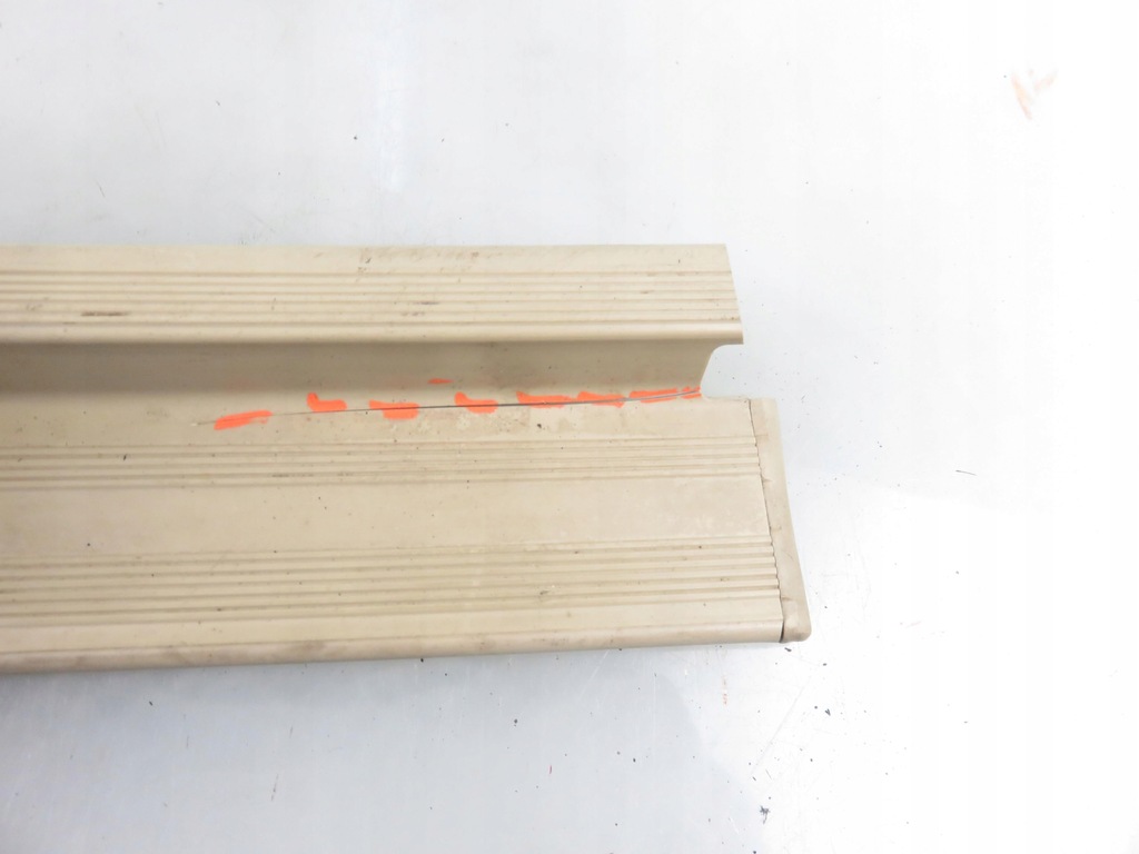 фото №6, Молдинг поріг внутрішня права mercedes w124