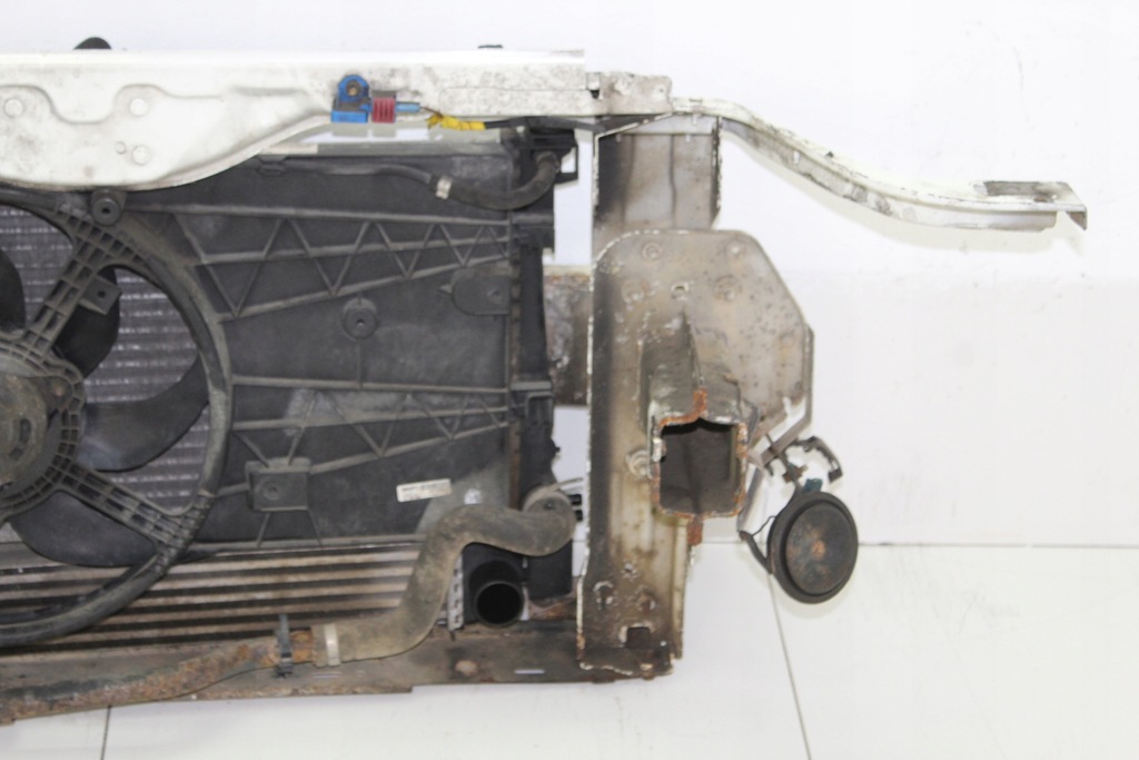 фото №8, Pas перед передний citroen nemo 08-12r 1.4d