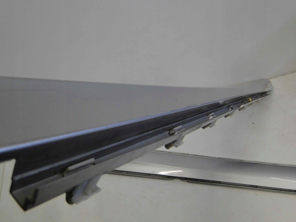 фото №6, Mercedes-benz оригінальний номер a2036900640 молдинг накладка поріг