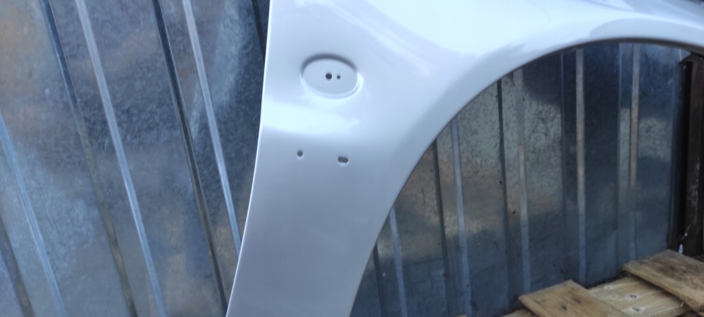 Крыло  правый  audi a4 b5 рестайлинг  ly7t оцинкованный Недорого