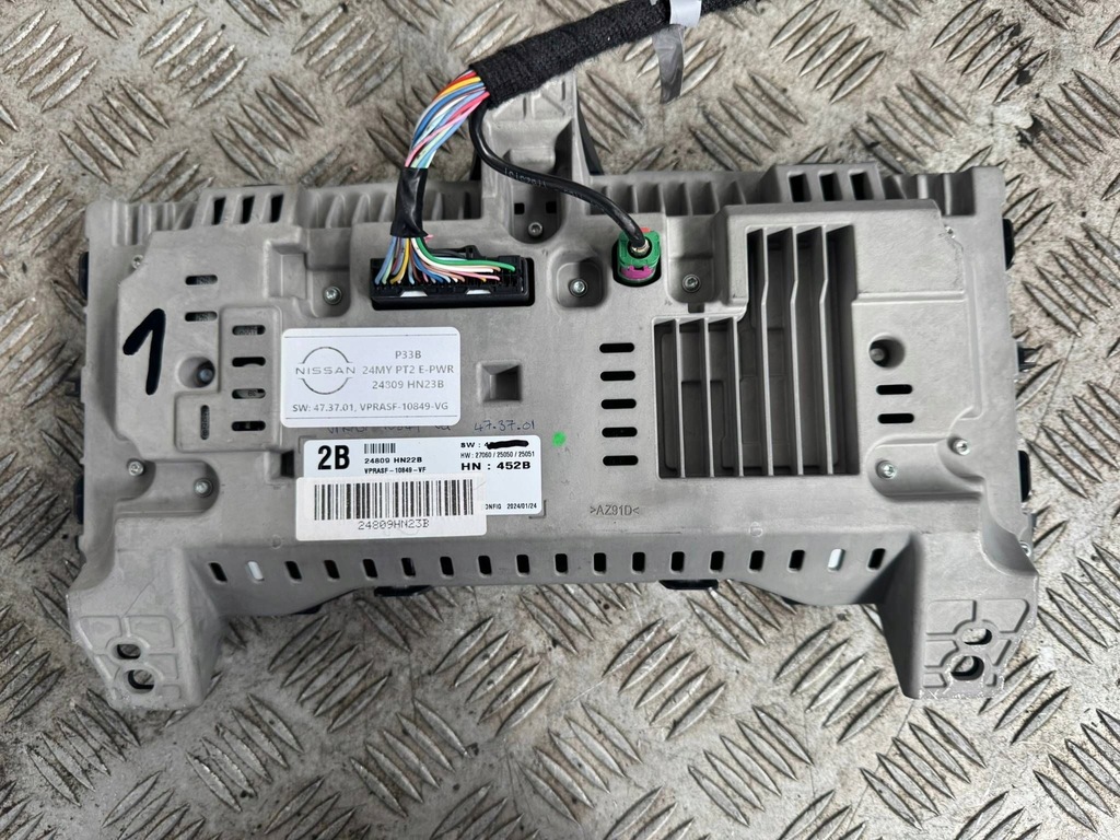 фото №7, Nissan qashqai iii j12 2024-2025 счетчик экран дисплей