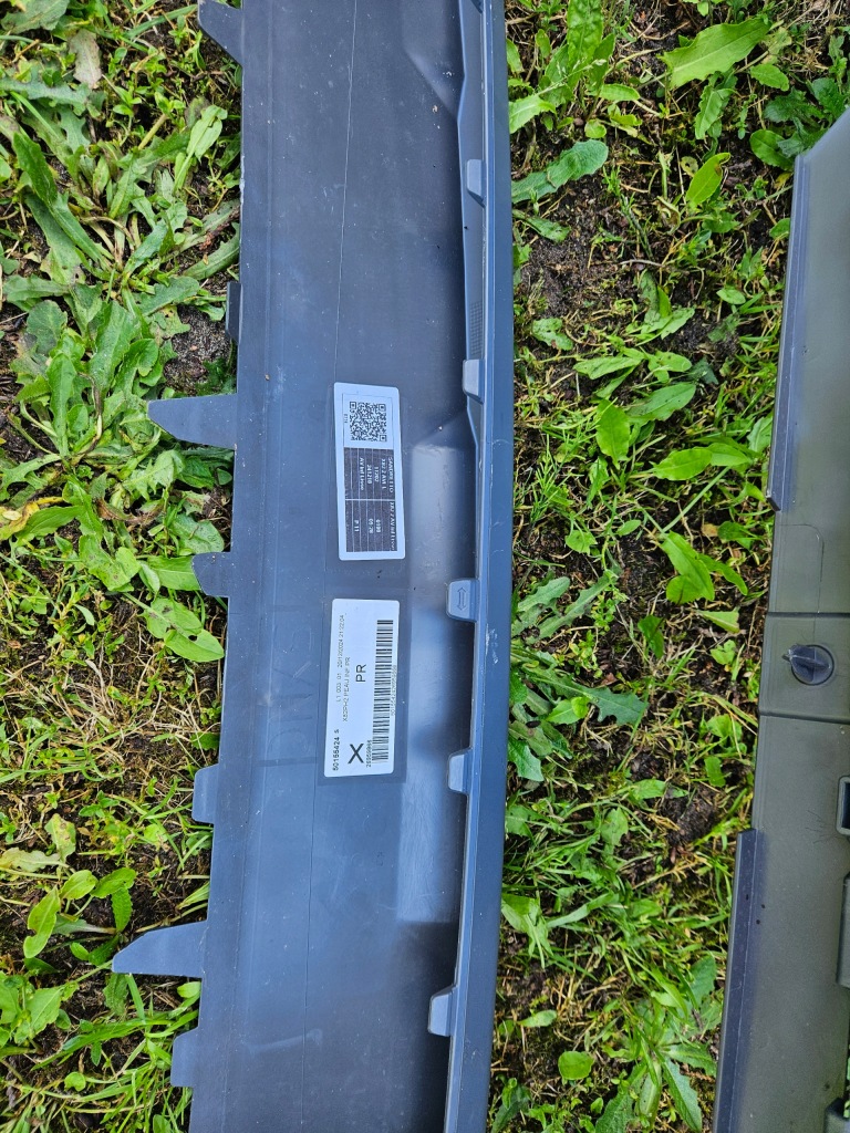 Бампер перед renault trafic iii 3 lift 21- в Україні