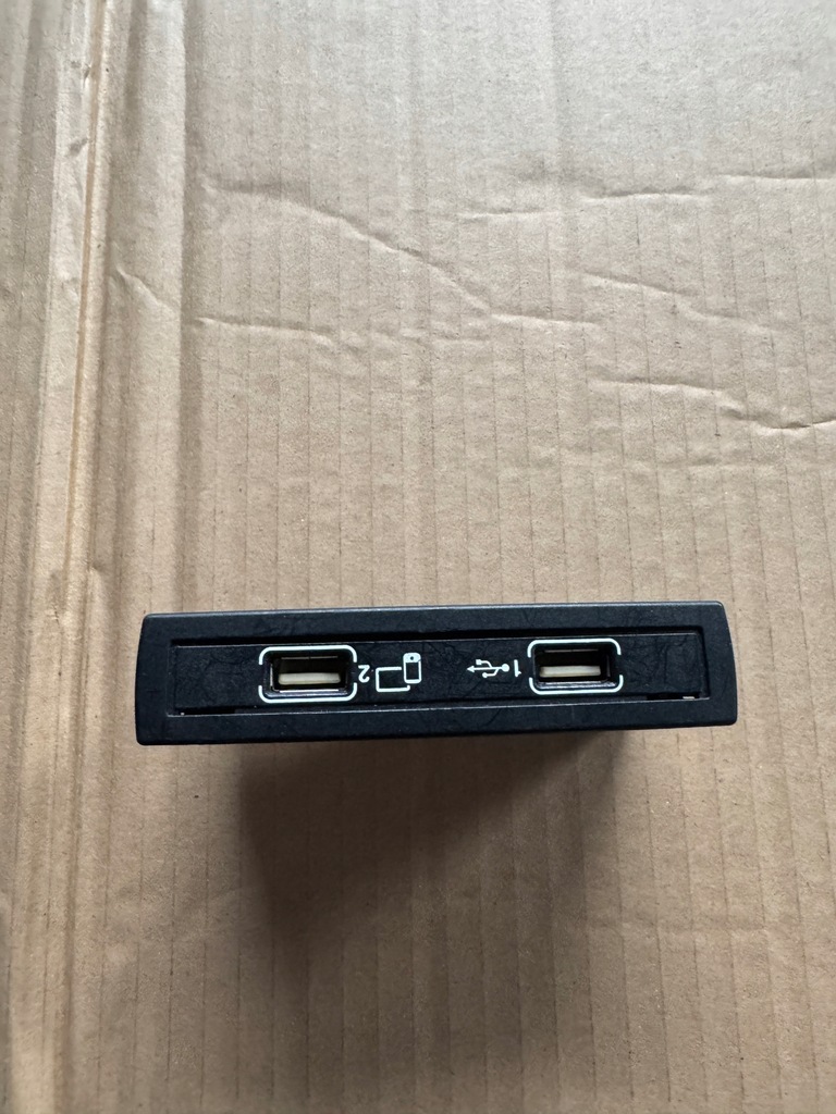 фото №1, Mercedes slc 172 разъём port usb 1728201600