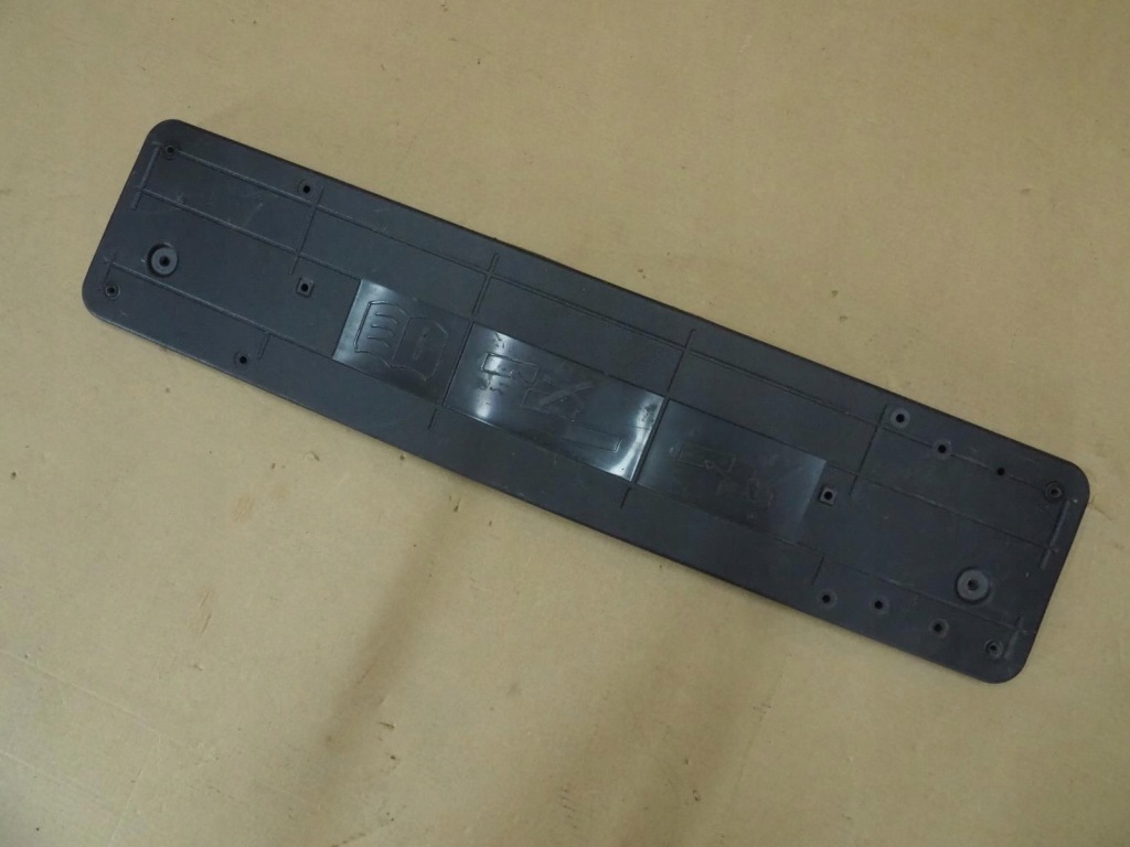 Купить Mercedes eqe рамка pod номерной знак перед a2958855700