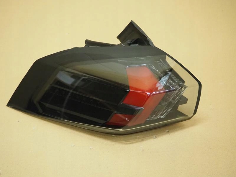 фото №1, Лампа led лівий задня peugeot 2008 ii 9838190580