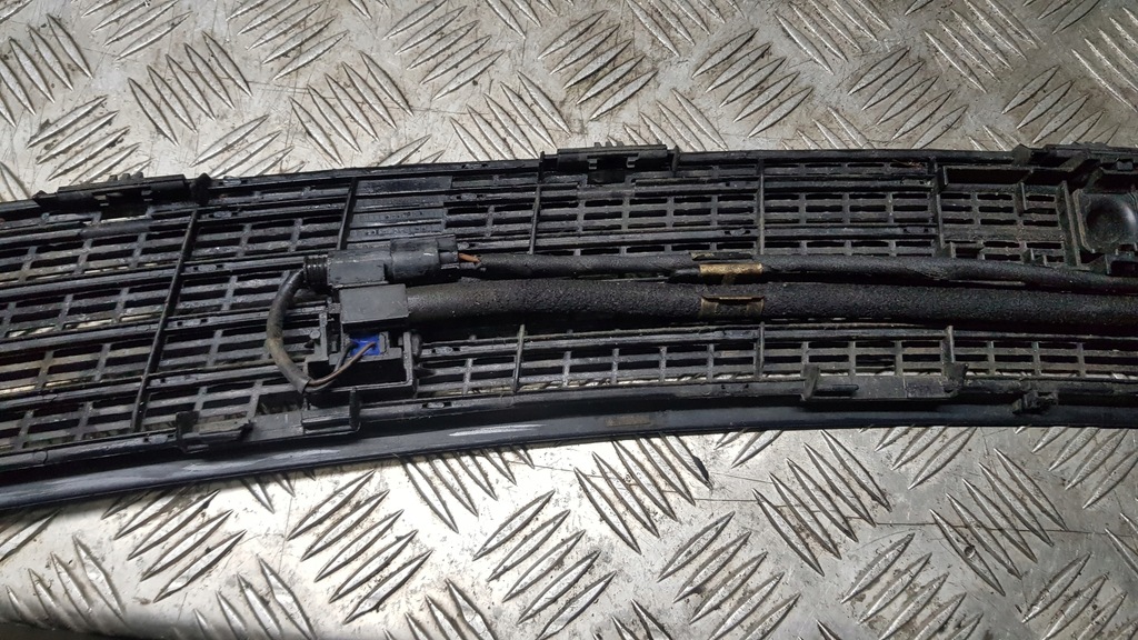 фото №15, Mercedes w203 впуск повітря капот 189