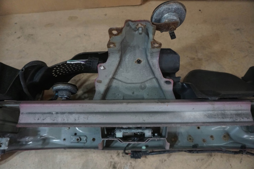 Mitsubishi asx 2010-2016r верхний усилитель ремень передний 5256b338 Оригинал