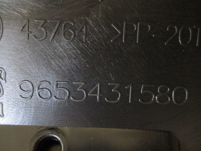 Peugeot 307 рестайлинг  бампер передний новый оригинальный 7401cx 9653431580 в Украине