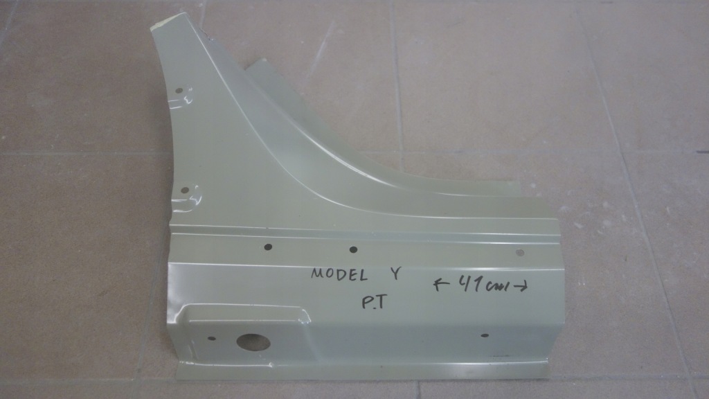 Купити Поріг обшивка поріг праве задній tesla y